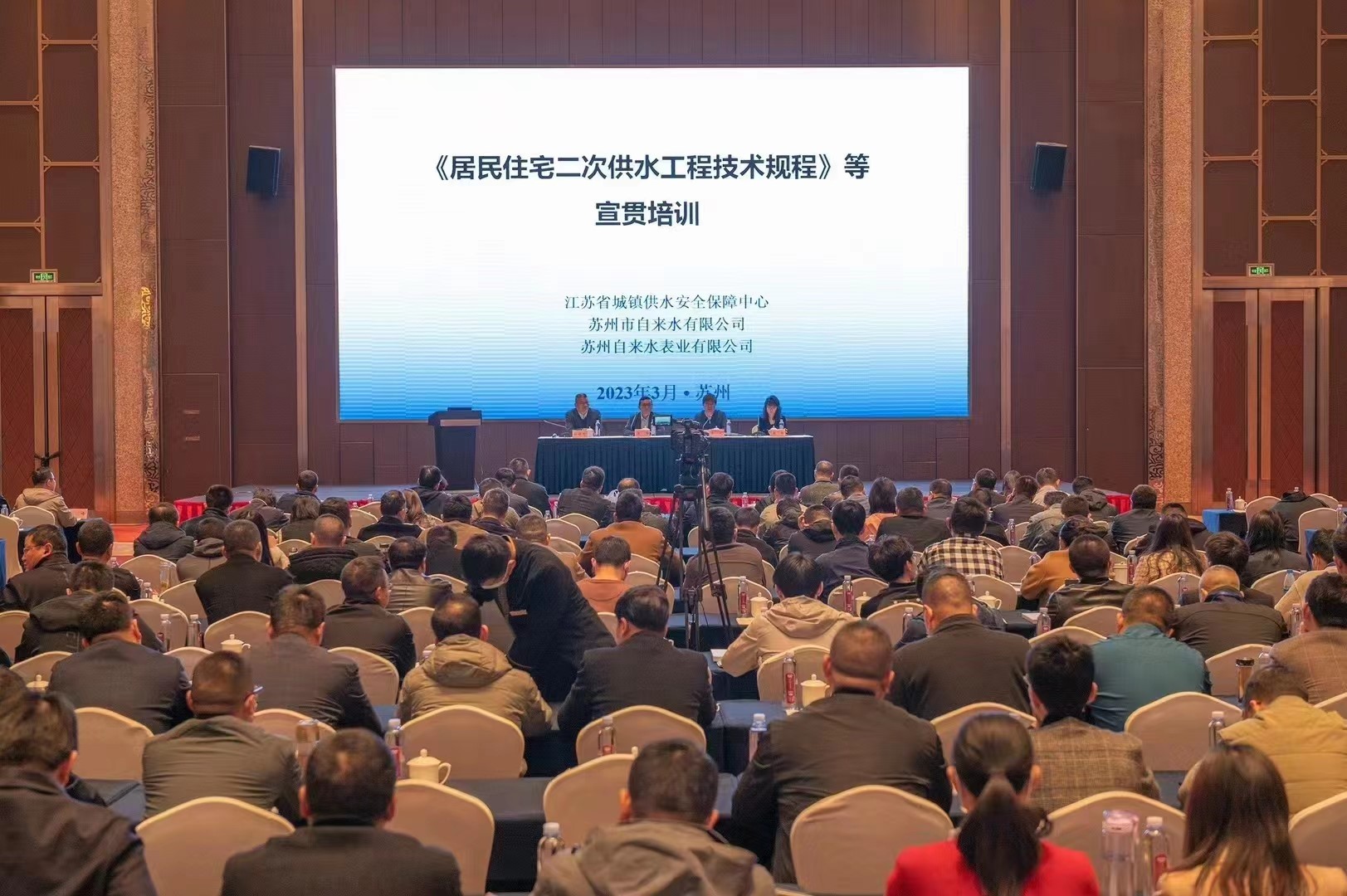 增强不锈钢管.jpg